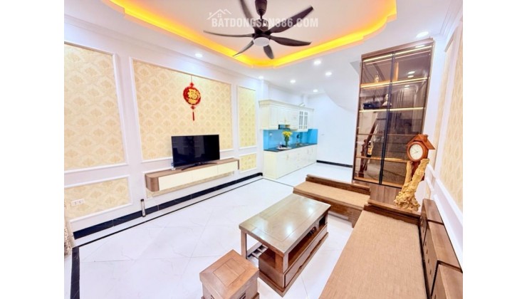 Nhà Cổ Nhuế, dân xây 5 tầng, lô góc, 7 chỗ ngủ trong nhà chỉ 6,9 tỷ